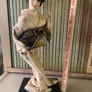 Besutiful geisha, vintage treasure
